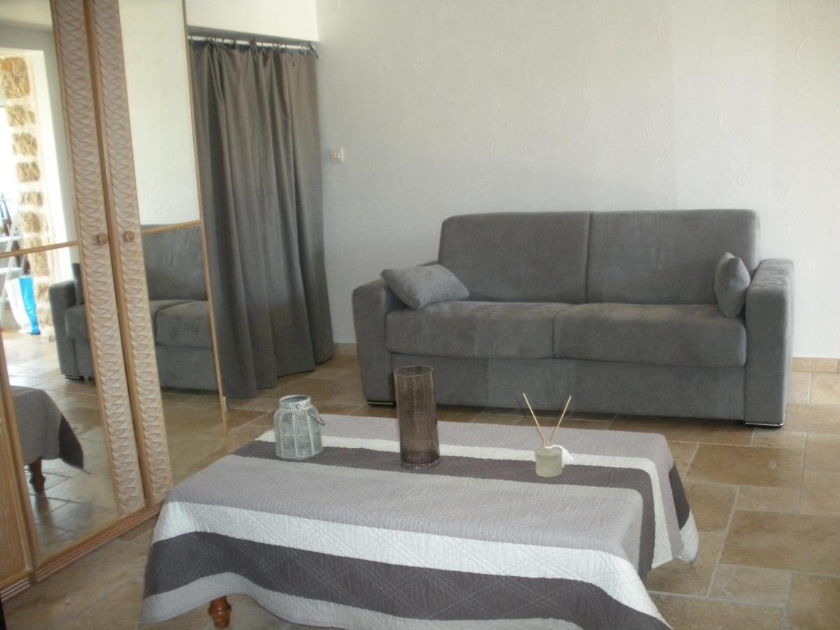 Villa Jalna Chambre, Suites Et Appartement Roquefort Les Pins Exteriér fotografie