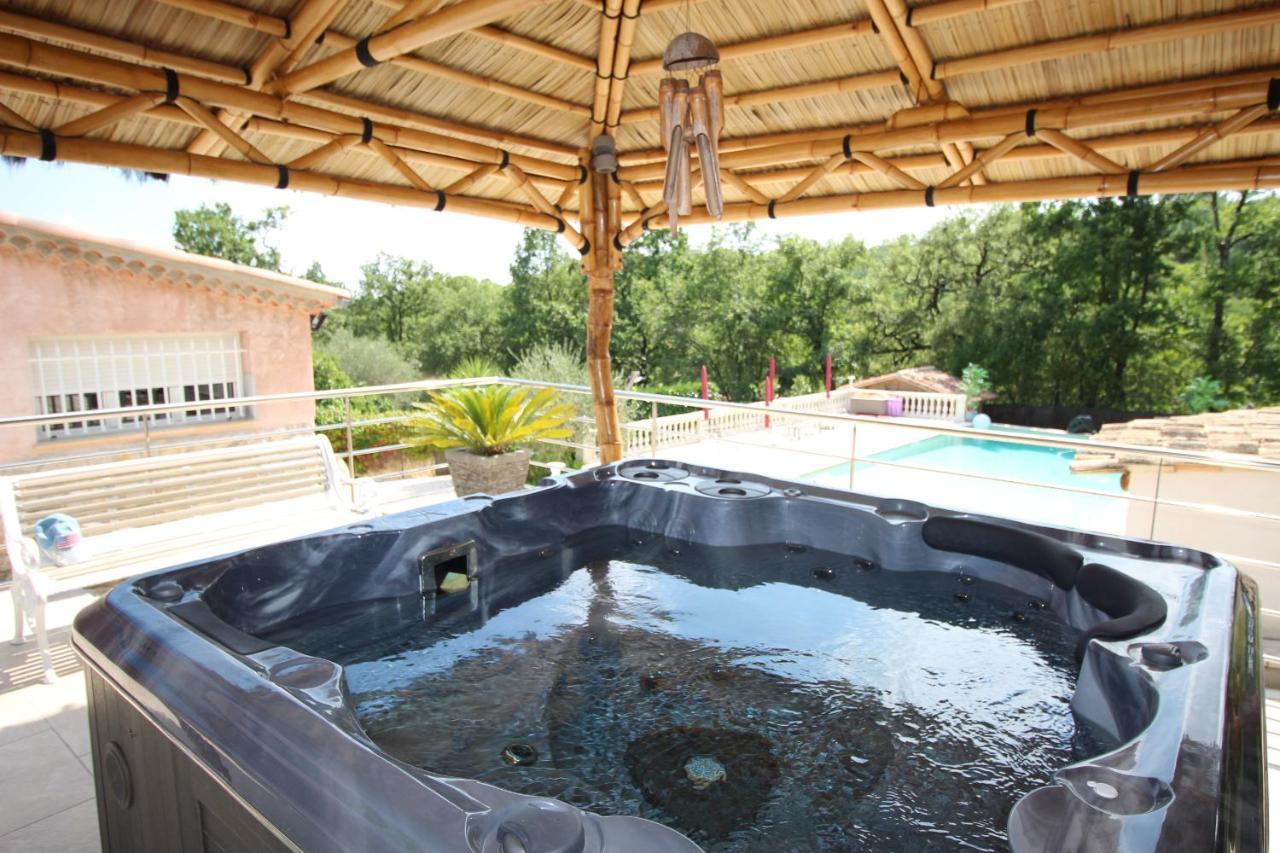 Villa Jalna Chambre, Suites Et Appartement Roquefort Les Pins Exteriér fotografie