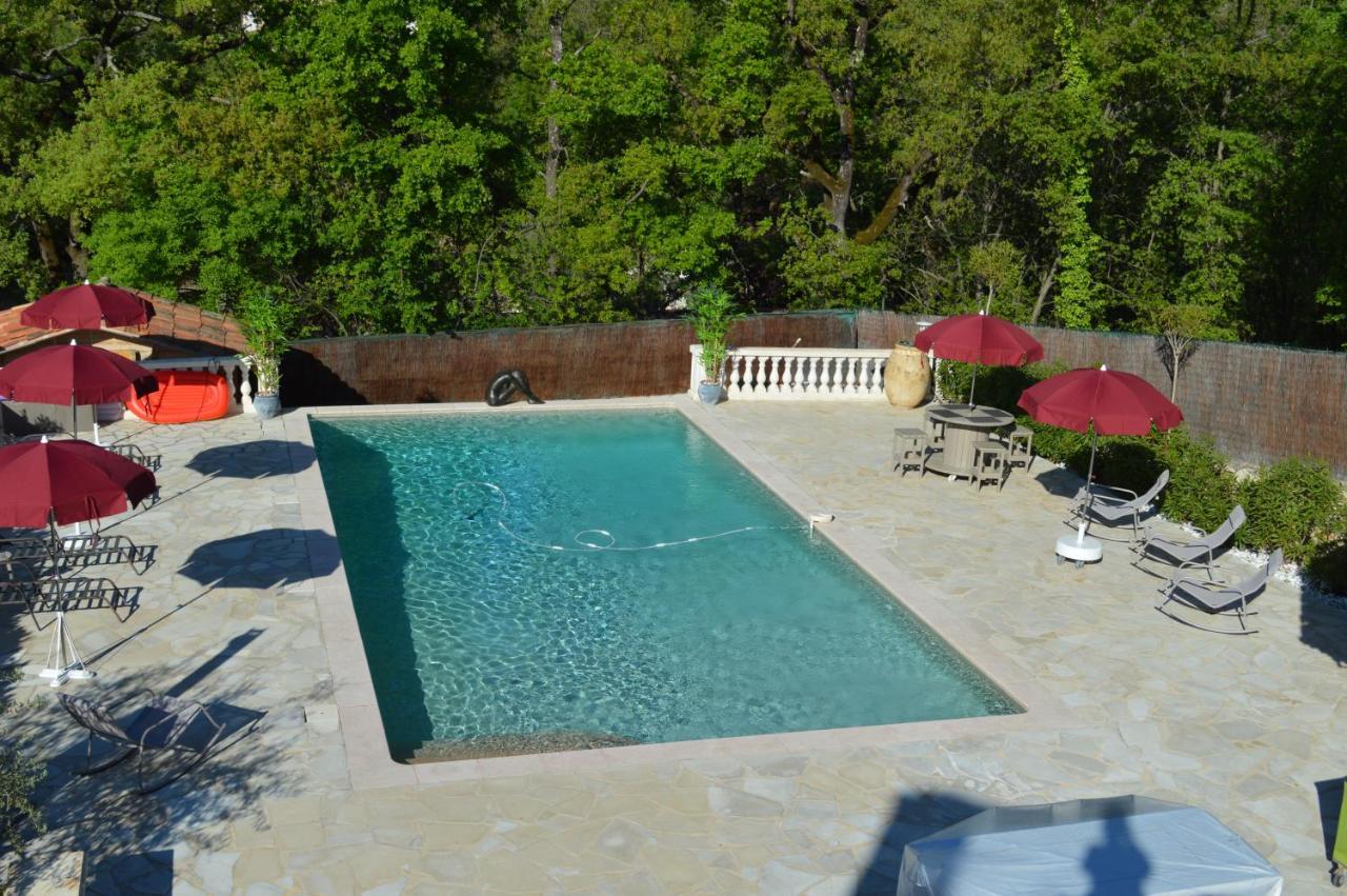 Villa Jalna Chambre, Suites Et Appartement Roquefort Les Pins Exteriér fotografie